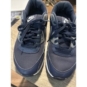 Size 9.5 - Nike Air Max 90 Essential Obsidian‎